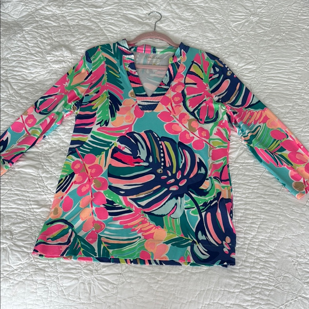 Lilly Pulitzer Blue and Pink Boxy Tunic with Tropical Flair